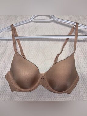 Tommy Hilfiger Nude Toned Seamless T-Shirt Bra